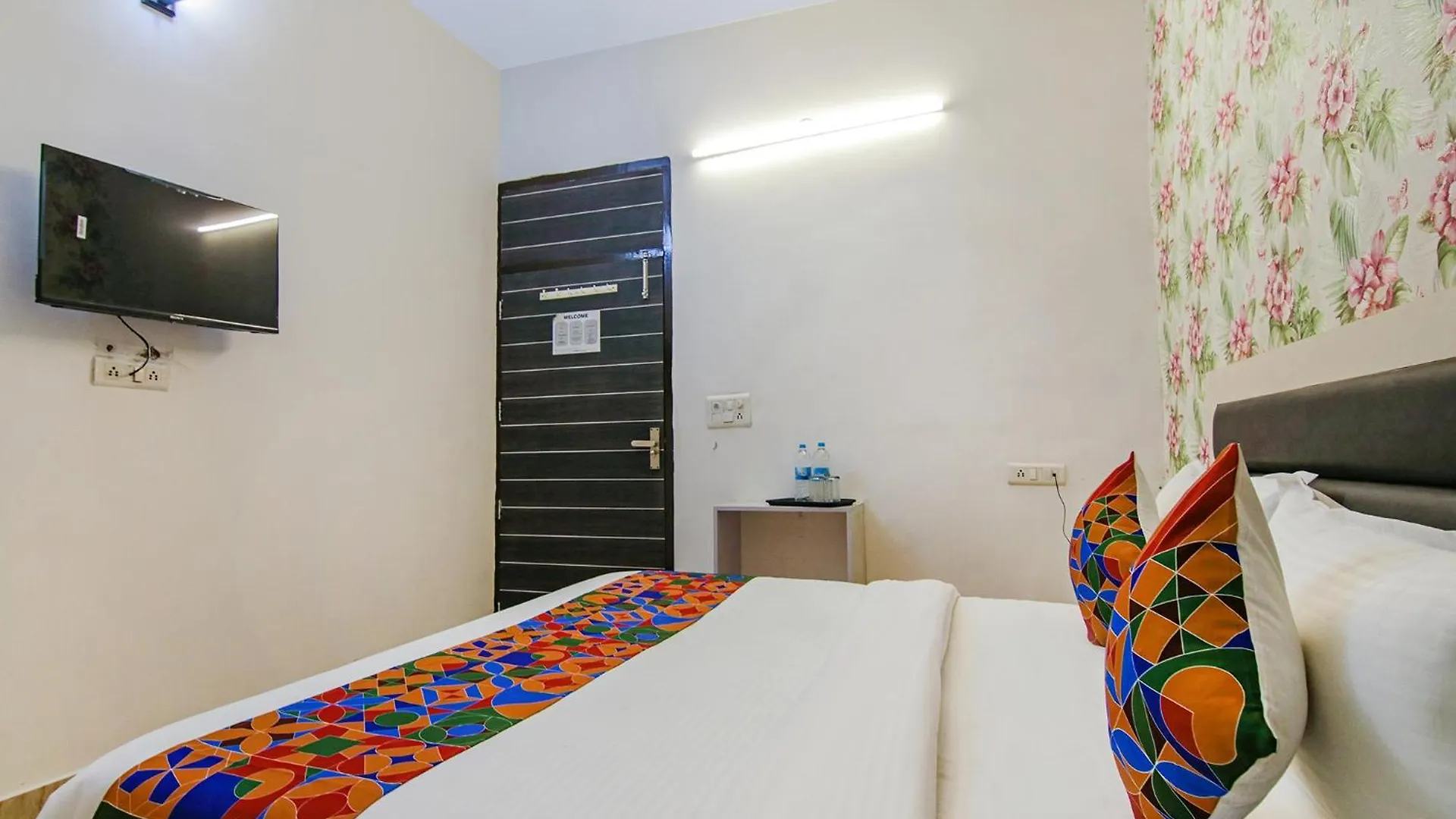 Fabexpress Gross Plaza Hotel New Delhi